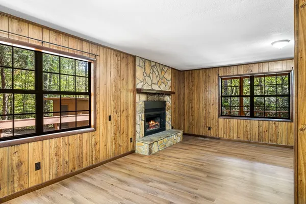 $279,000 | 33 Hundred Acre Woods Drive, Murphy, NC 28906