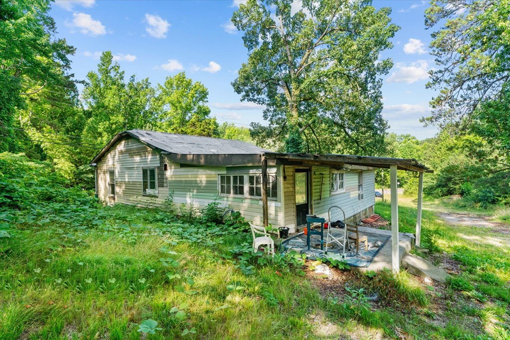 993 Beaverdale Road Northeast Dalton, GA 30721 - Photo 3 of 7