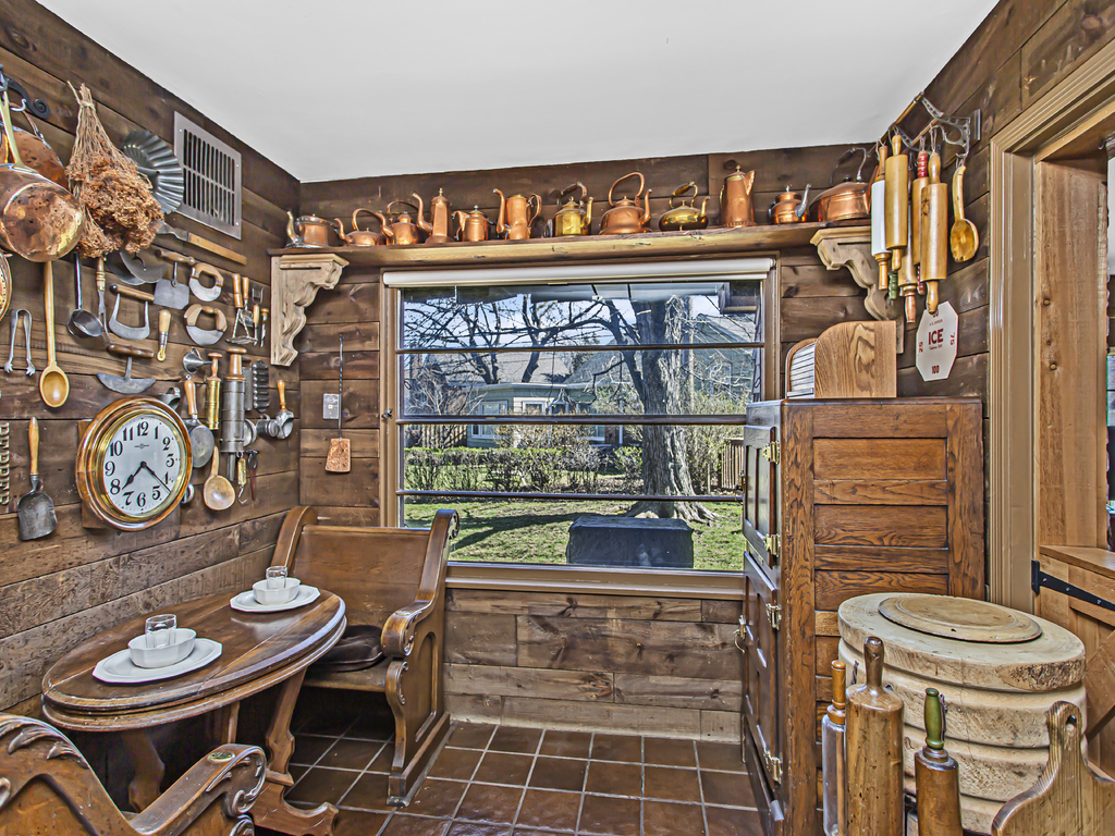 85 Williamsburg Road Evanston, IL 60203 - Photo 10 of 27 Gallery Image 10