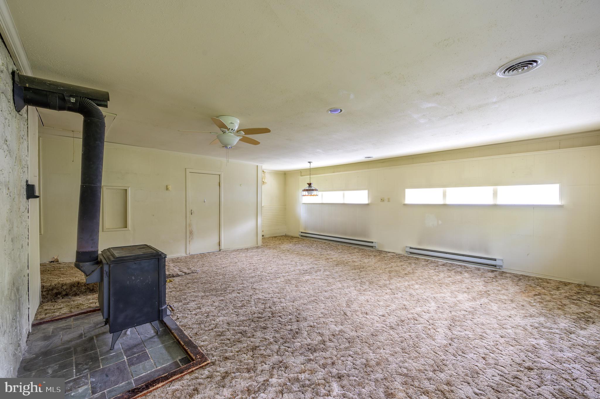 2045 West Rock Road Perkasie, PA 18944 - Photo 14 of 28