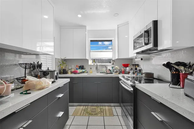 $619,000 | 3280 Northwest 213th Terrace, Miami Gardens, FL 33056