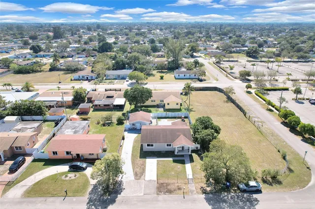 $619,000 | 3280 Northwest 213th Terrace, Miami Gardens, FL 33056