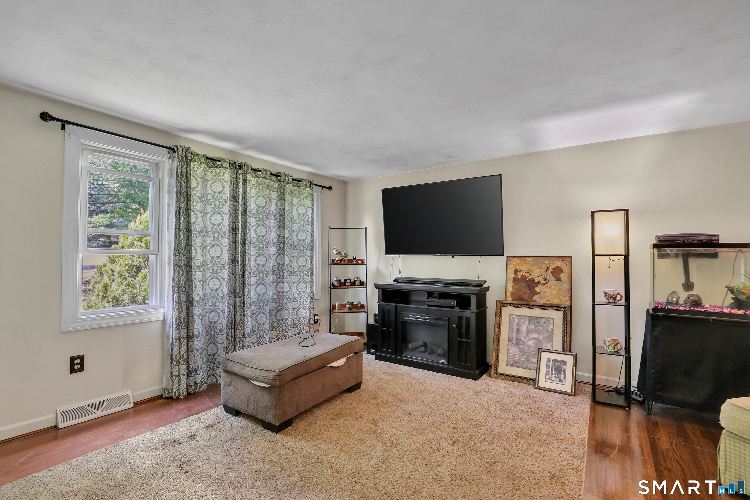 49 Christy Hill Road Ledyard, CT 06335 - Photo 3 of 33