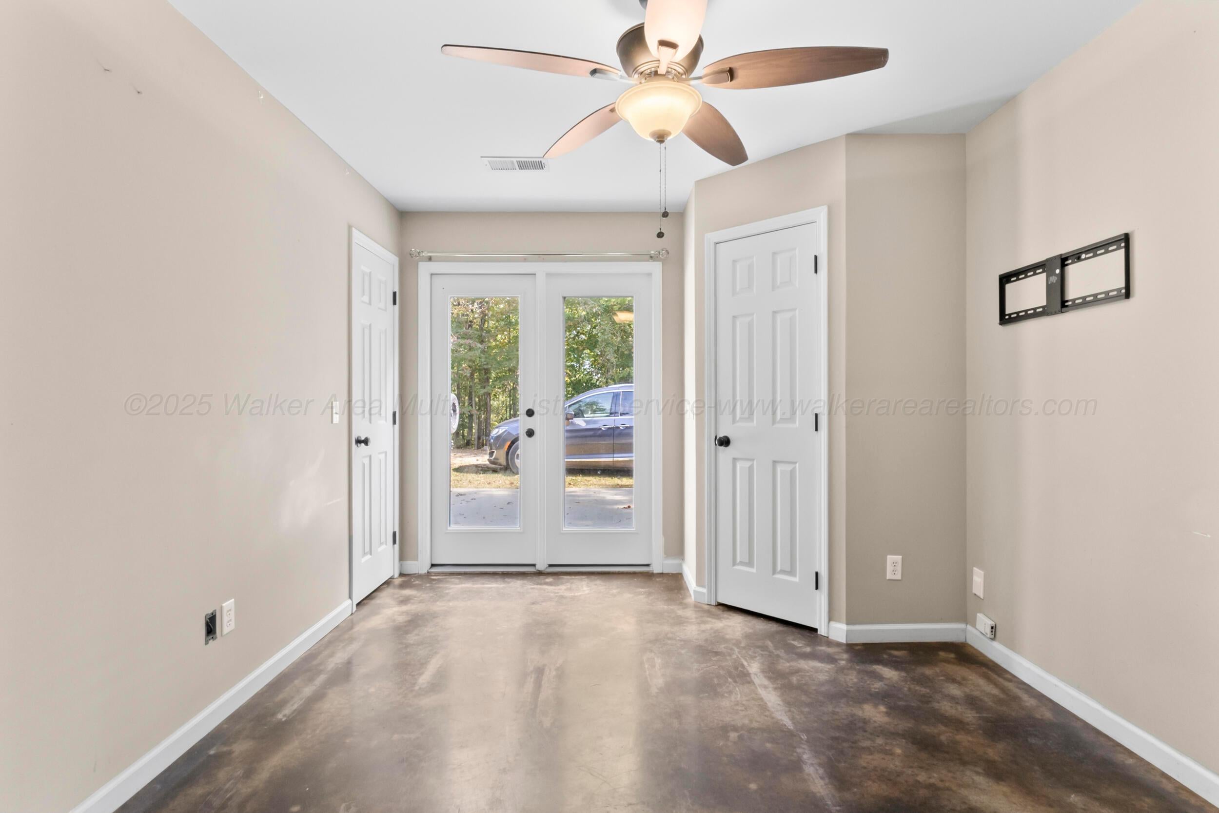 606 Turkey Bend Addison, AL 35540 - Photo 17 of 29 15_img_9437