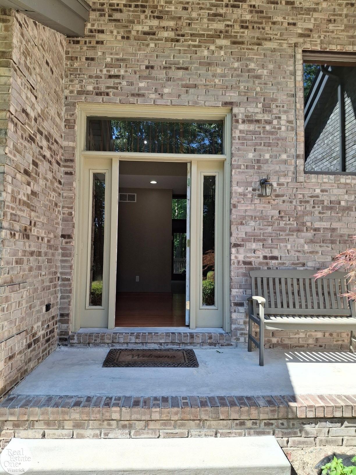 5746 Roberts Road Marine City, MI 48039 - Photo 2 of 60 50182650-47051d88-6a60-4e53-88b6-c008c46b4d04.JPG