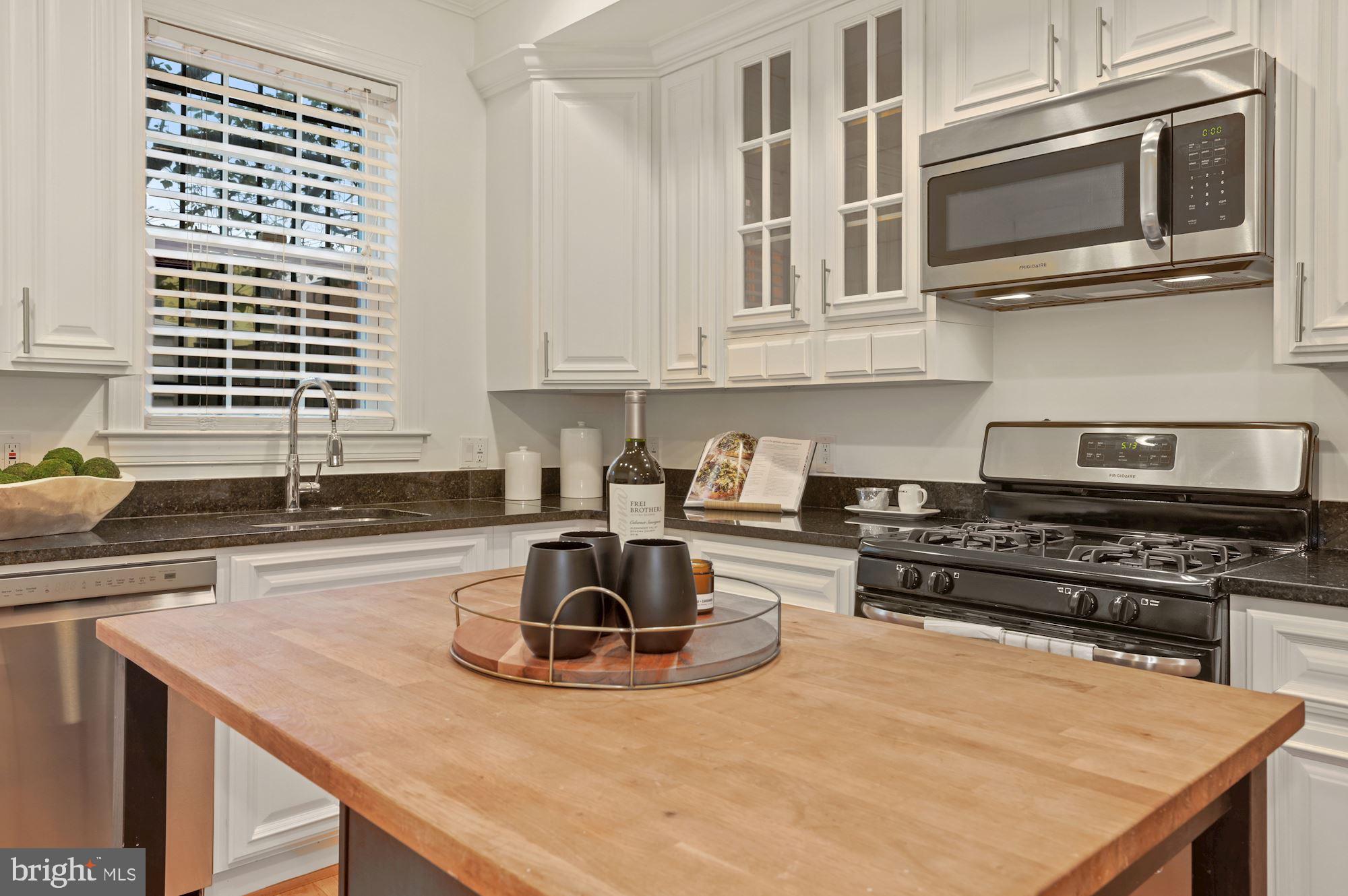 904 13th Street Northeast Washington, DC 20002 - Photo 16 of 58