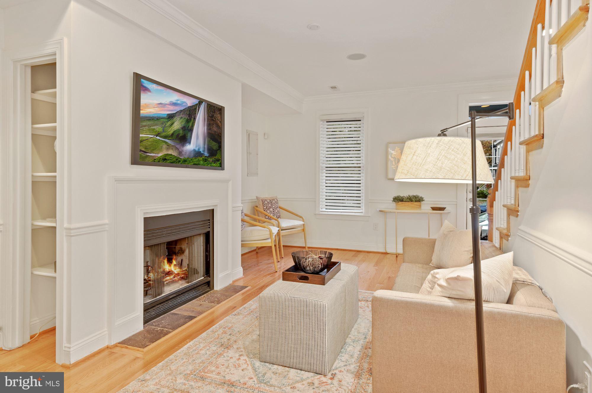 904 13th Street Northeast Washington, DC 20002 - Photo 4 of 58