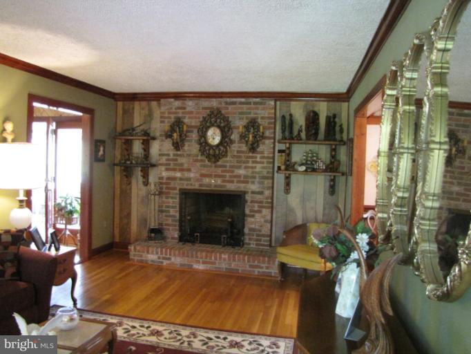 743 Bayard Road Lothian, MD 20711 - Photo 16 of 16 Living Room