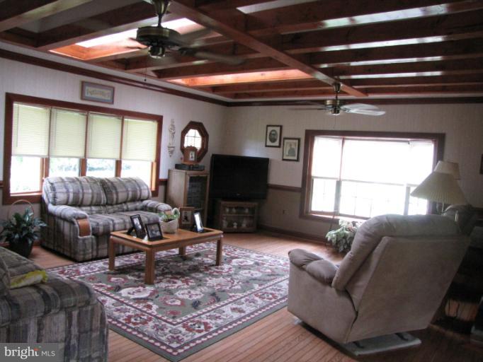 743 Bayard Road Lothian, MD 20711 - Photo 5 of 16 Family Room