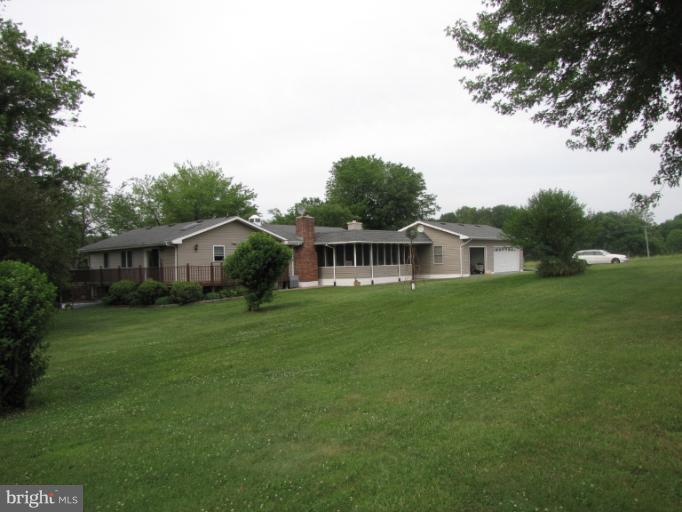 743 Bayard Road Lothian, MD 20711 - Photo 7 of 16 Exterior (Rear)