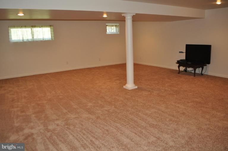 7908 Hatteras Lane Springfield, VA 22151 - Photo 15 of 26 Basement