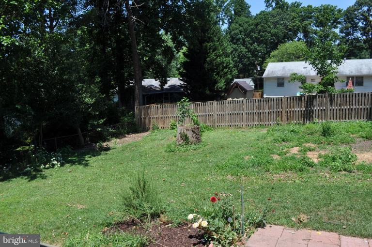 7908 Hatteras Lane Springfield, VA 22151 - Photo 3 of 26 Exterior (Rear)
