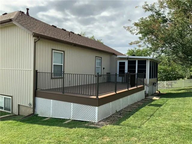 $395,000 | 208 Pacific Court, Raymore, MO 64083