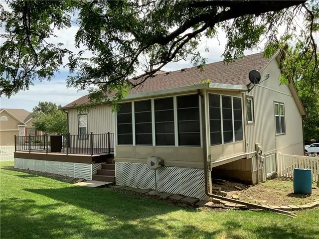 $395,000 | 208 Pacific Court, Raymore, MO 64083