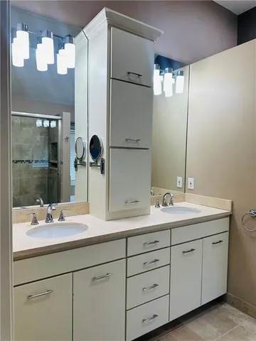 $395,000 | 208 Pacific Court, Raymore, MO 64083