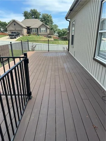 $395,000 | 208 Pacific Court, Raymore, MO 64083