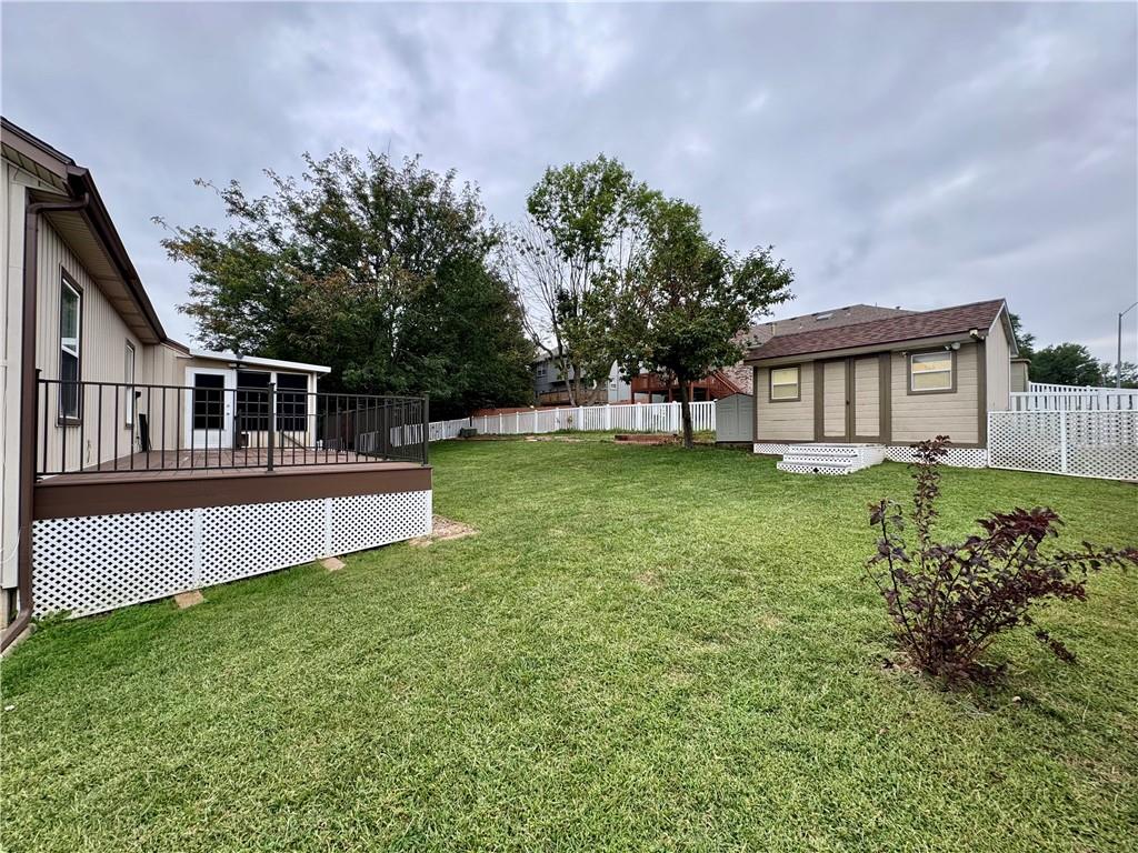 208 Pacific Court Raymore, MO 64083 - Photo 9 of 72