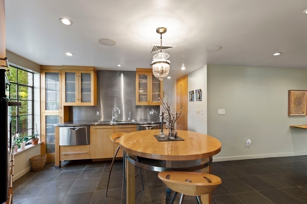 33 Eton Road Longmeadow, MA 01106 - Photo 17 of 42 Gallery Image 17