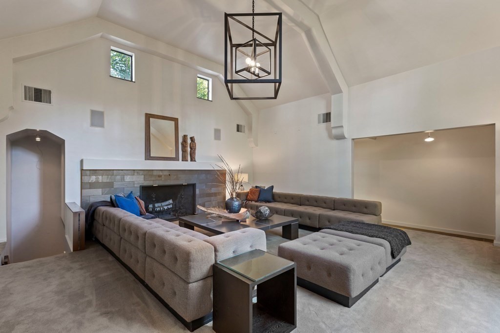33 Eton Road Longmeadow, MA 01106 - Photo 6 of 42 Gallery Image 6