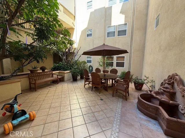 $3,900 | 14343 Burbank Boulevard, Sherman Oaks, CA 91401