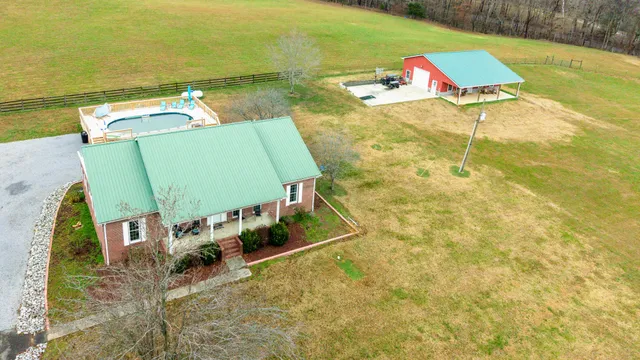 $749,000 | 1910 Cedar Creek Road, Vanleer, TN 37181