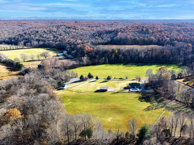 $749,000 | 1910 Cedar Creek Road, Vanleer, TN 37181