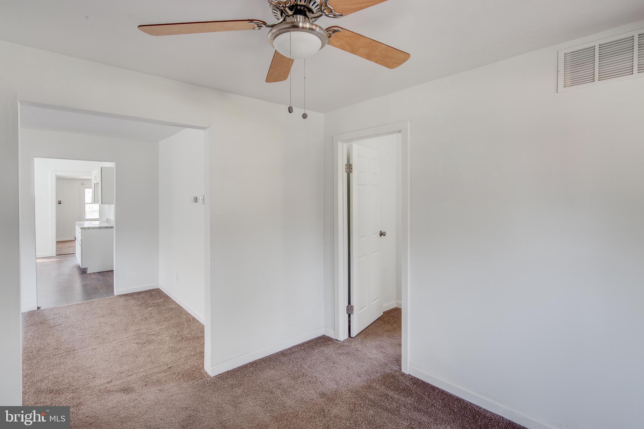 31 Wilson Road Clementon, NJ 08021 - Photo 7 of 24
