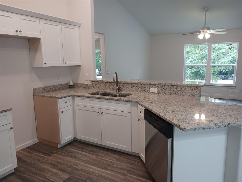 5373 Park Avenue De Leon Springs, FL 32130 - Photo 7 of 16