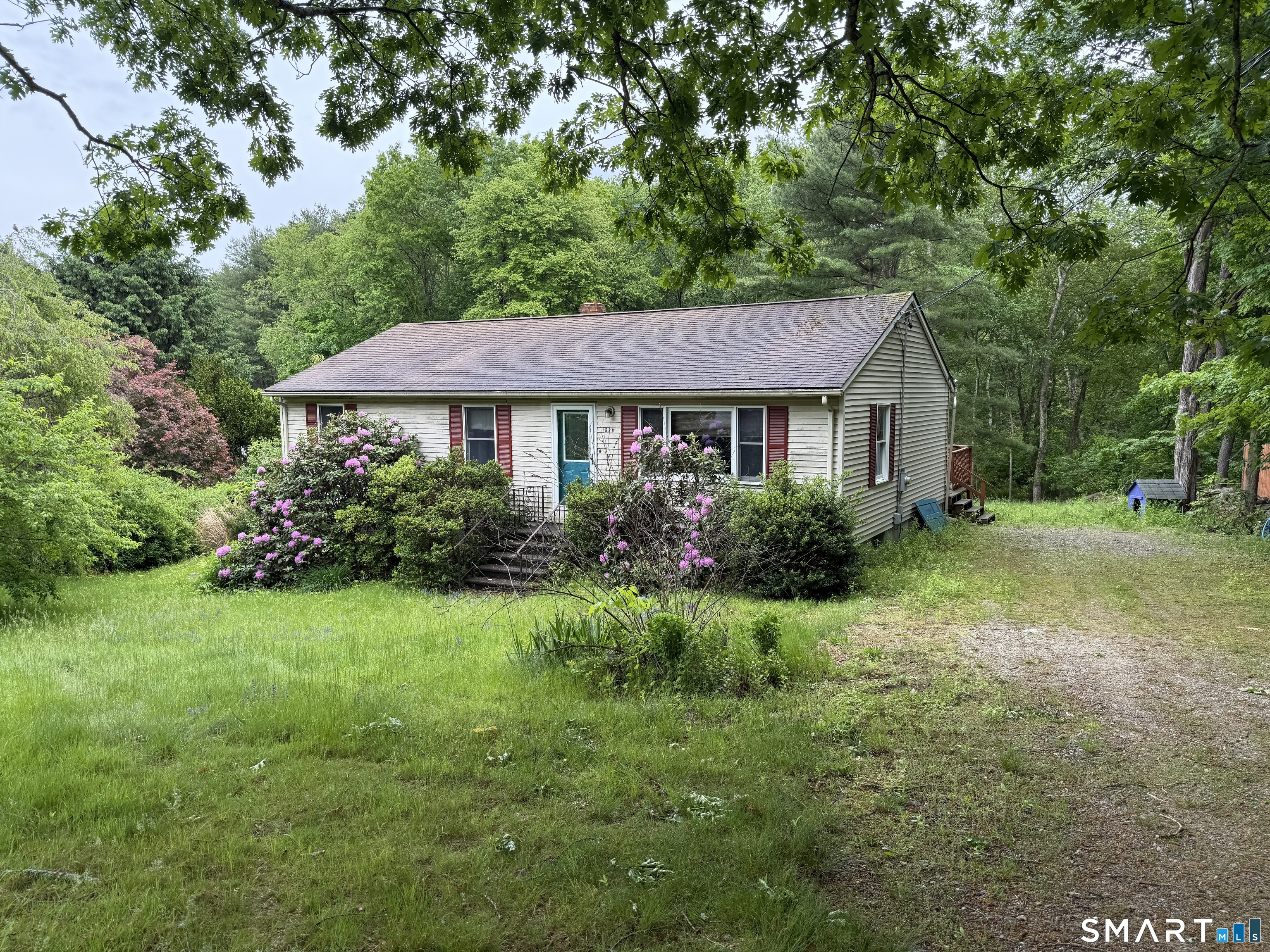 529 East Thompson Road Thompson, CT 06277 - Photo 1 of 9