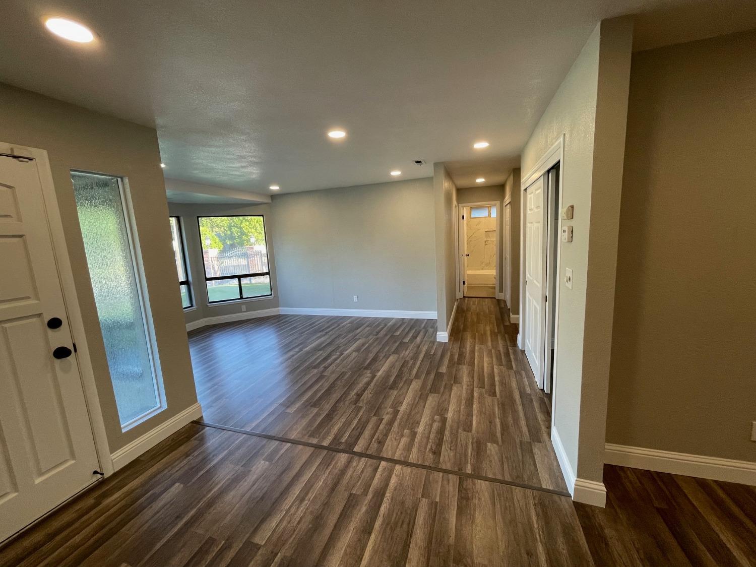 9704 Springfield Way Stockton, CA 95212 - Photo 11 of 29