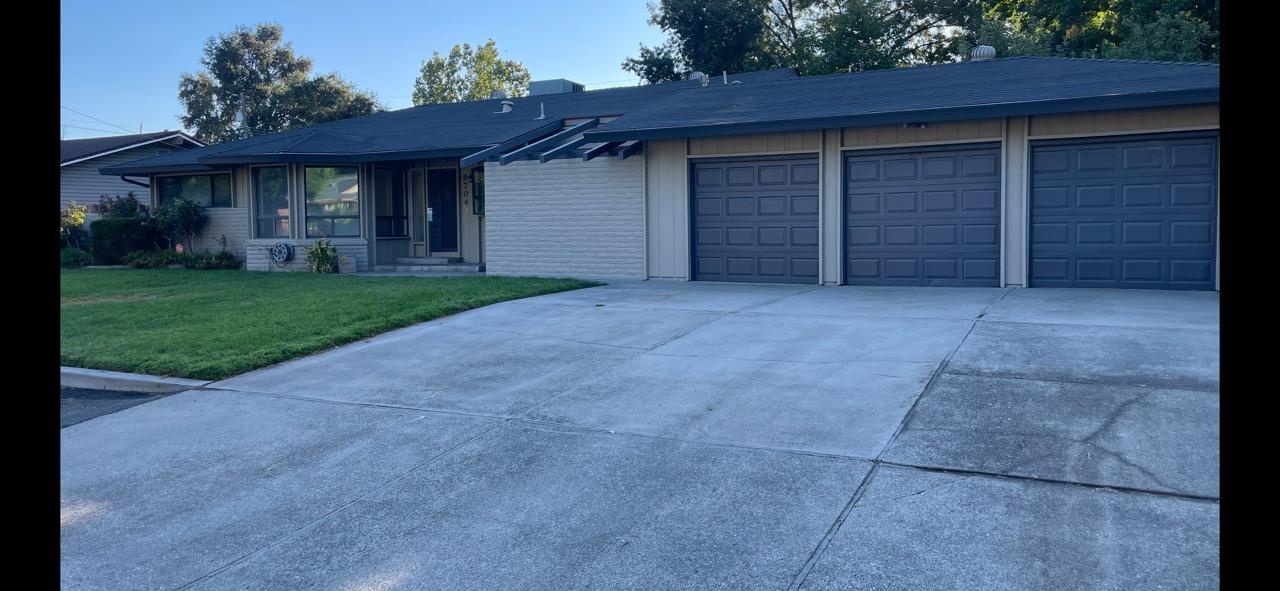 9704 Springfield Way Stockton, CA 95212 - Photo 2 of 29