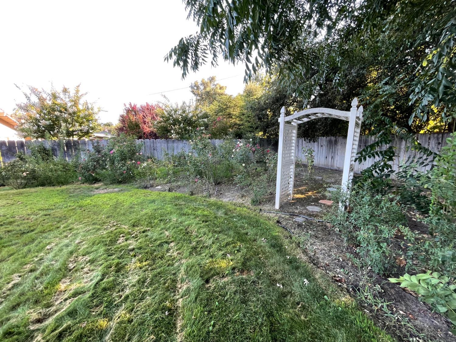 9704 Springfield Way Stockton, CA 95212 - Photo 26 of 29