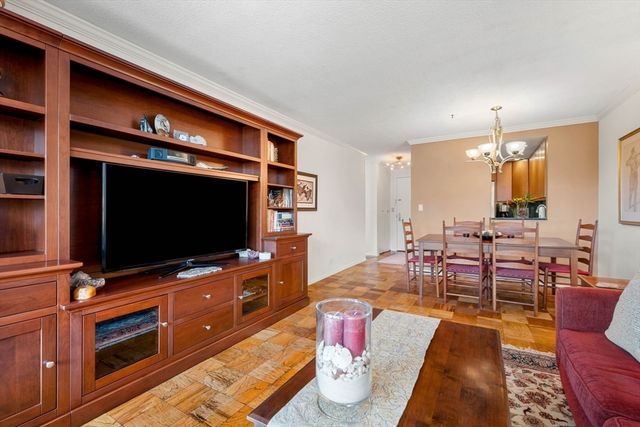 $789,000 | 151 Tremont Street, Unit 16U, Boston, MA 02111