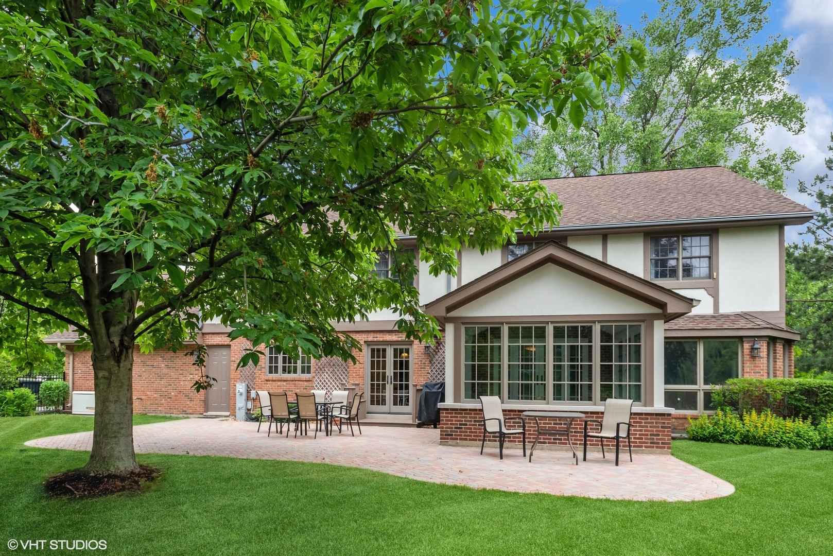 2420 Dorina Drive Northfield, IL 60093 - Photo 45 of 51 a garden view with a seating space
