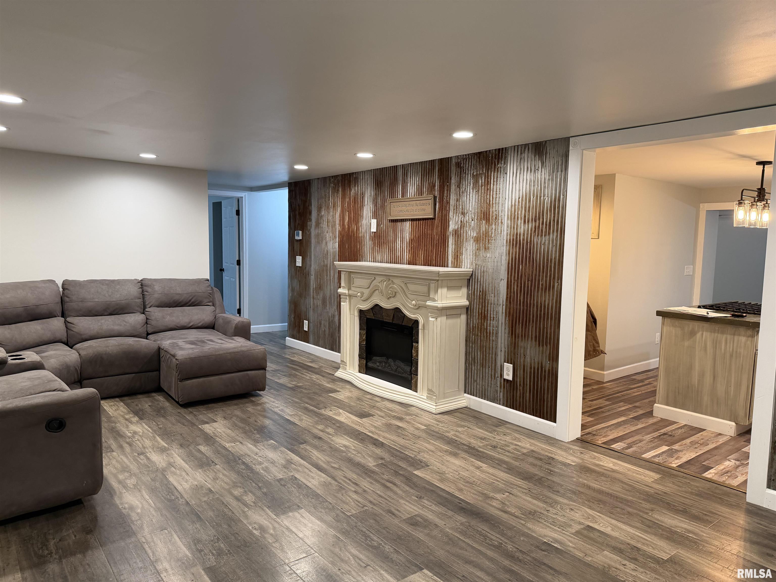 707 Forrest Street Benton, IL 62812 - Photo 14 of 43