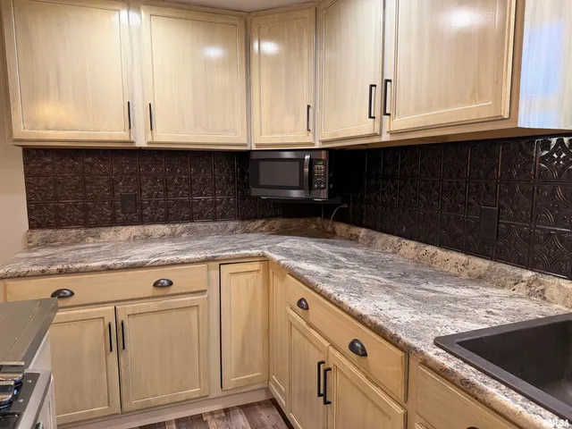 $230,000 | 707 Forrest Street, Benton, IL 62812