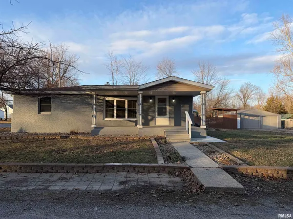 $218,200 | 707 Forrest Street, Benton, IL 62812