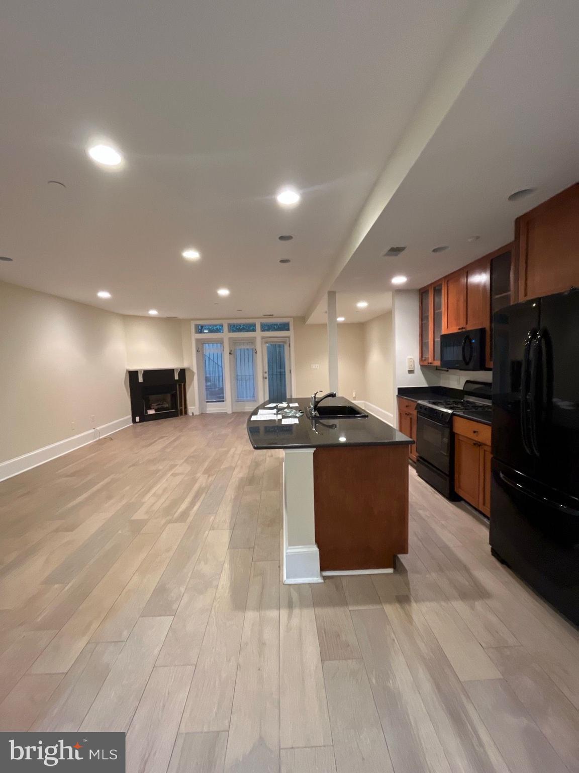 1529 Q Street Northwest, Unit 1 Washington, DC 20009 - Photo 5 of 24