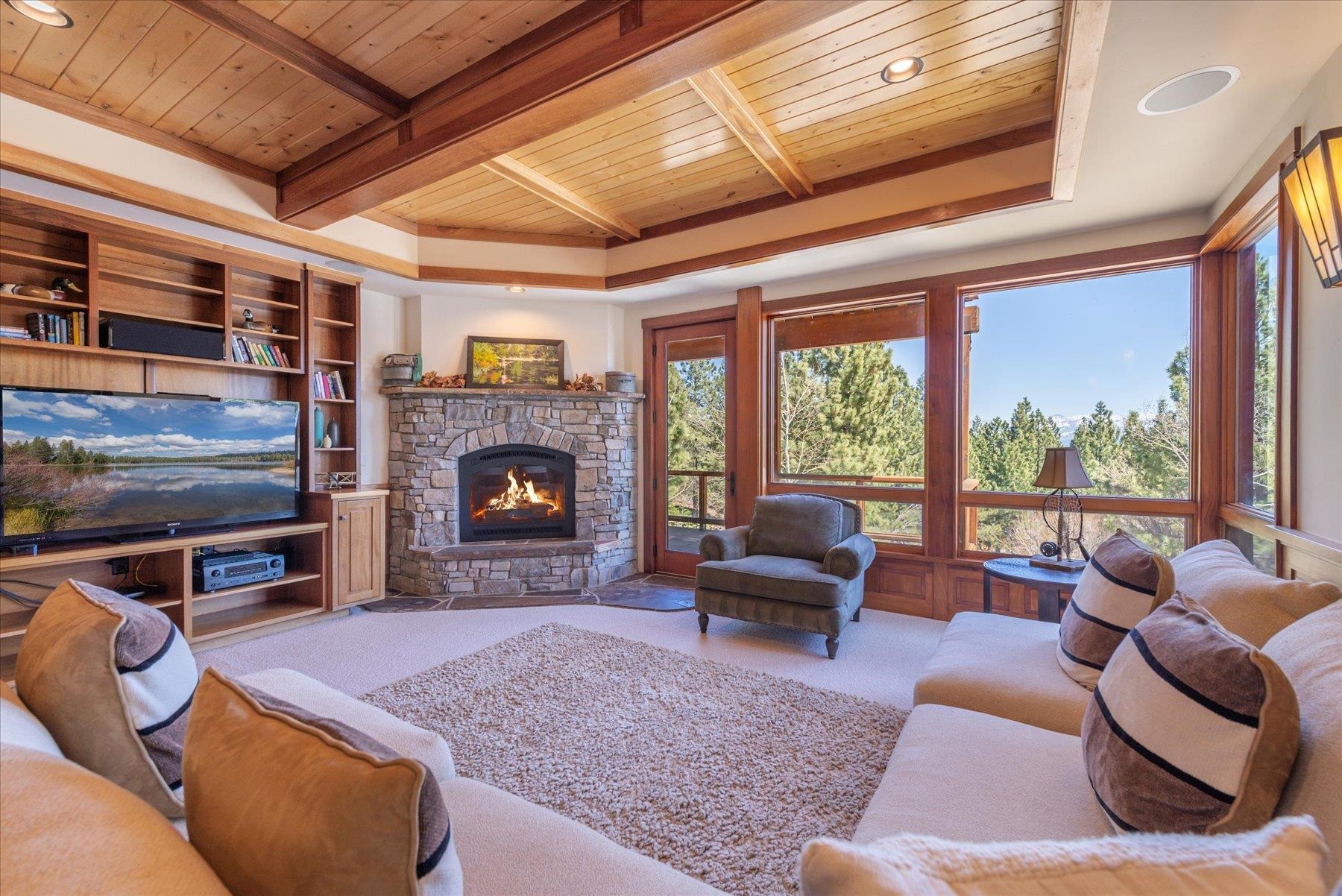 12739 Parsenn Road Truckee, CA 96161 - Photo 16 of 28 Gallery Image 16