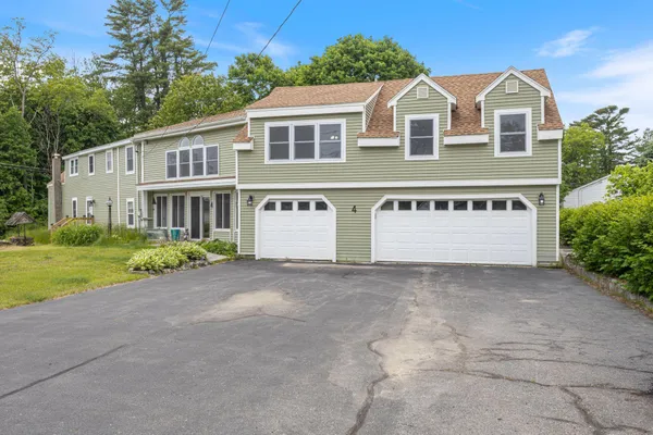$575,000 | 4 North North Gorham Road, Gorham, ME 04038