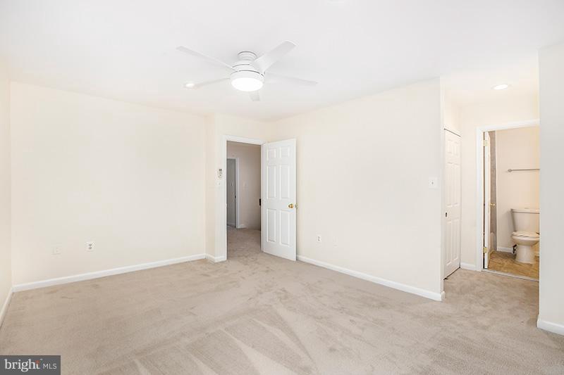 2043 Approach Lane Reston, VA 20191 - Photo 21 of 30 Bedroom