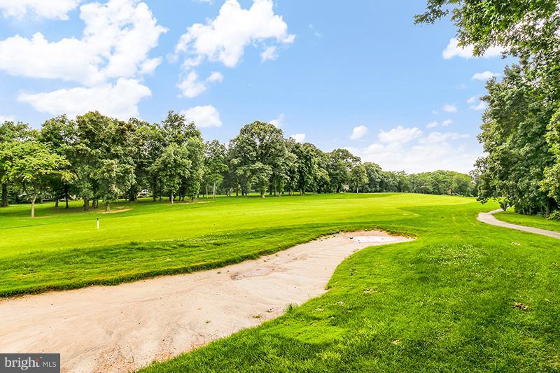 2043 Approach Lane Reston, VA 20191 - Photo 26 of 30 Community Gulf Course