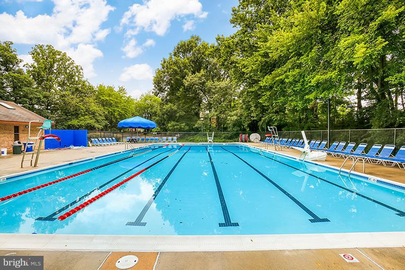 2043 Approach Lane Reston, VA 20191 - Photo 29 of 30 Community