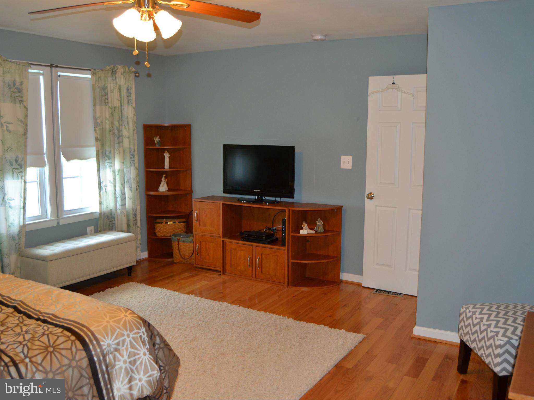2415 Zion Road Baltimore, MD 21227 - Photo 7 of 24 Bedroom
