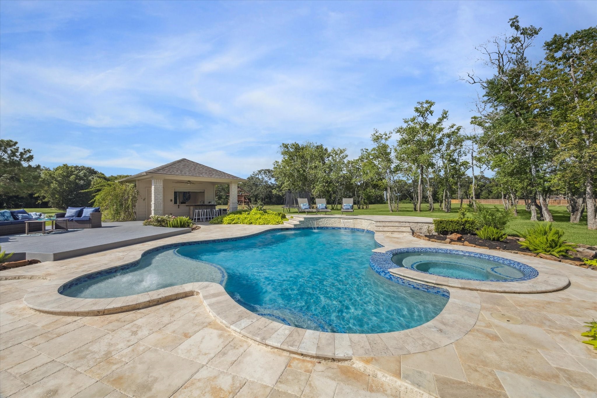2904 Bridle Path Lane Friendswood, TX 77546 - Photo 41 of 49 Your own private oasis awaits—where every day feels like a resort getaway.