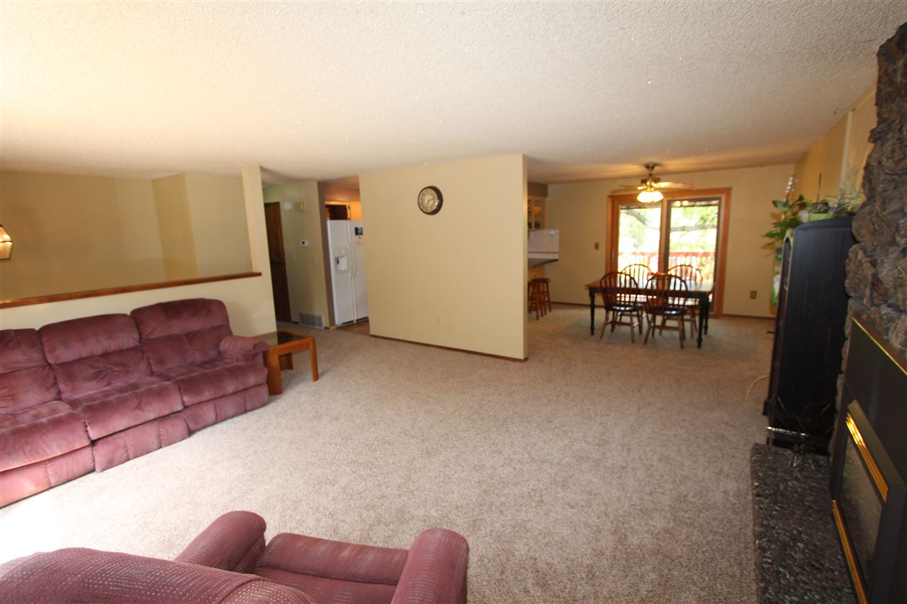 1705 South Seehorn Road Spokane Valley, WA 99212 - Photo 3 of 17 Gallery Image 3