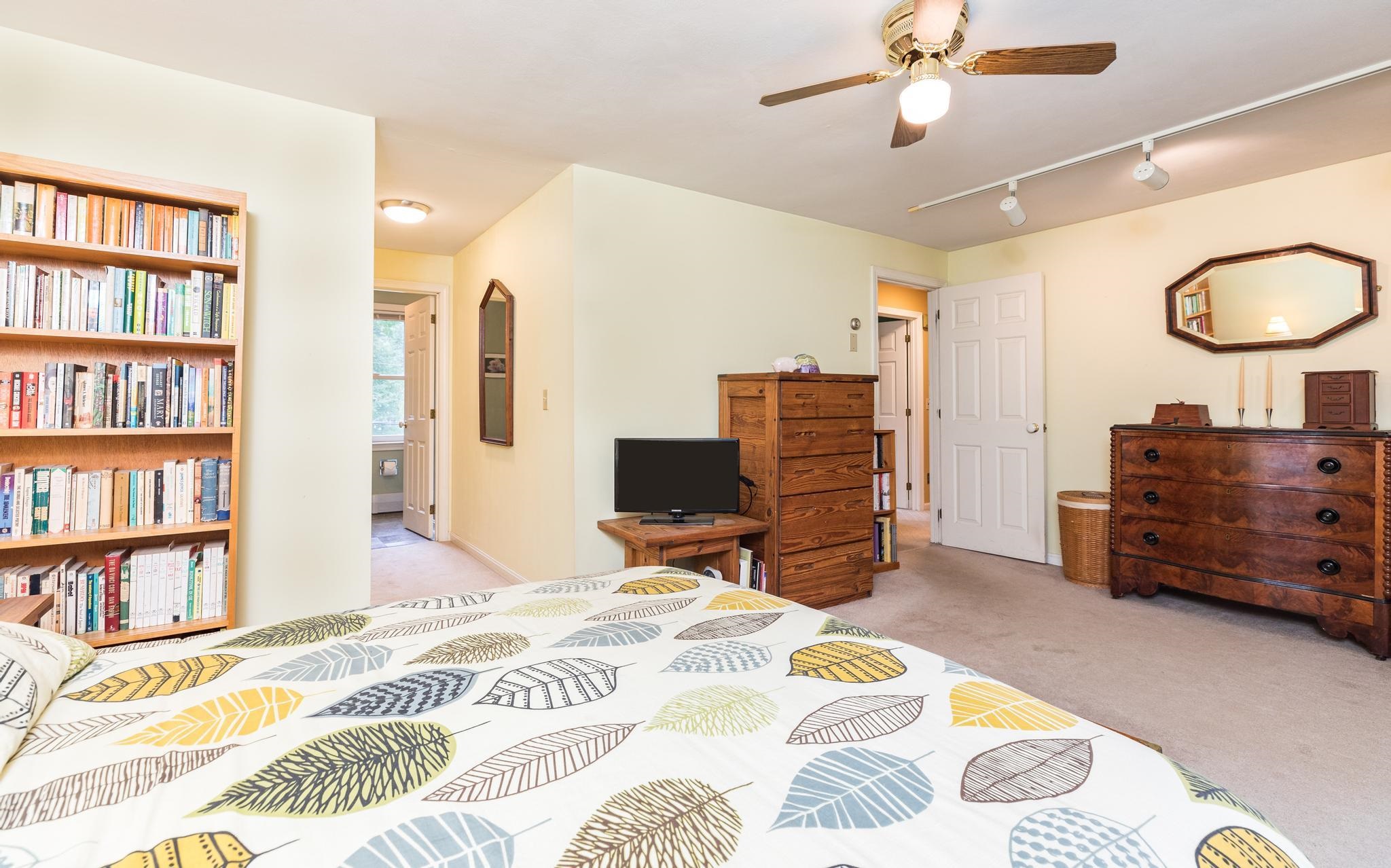 14 Dumbarton Oaks Road Stratham, NH 03885 - Photo 22 of 38