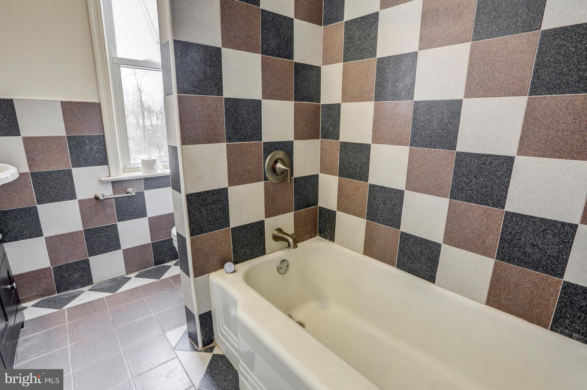 1501 Starcross Road York, PA 17403 - Photo 31 of 59 Gallery Image 31