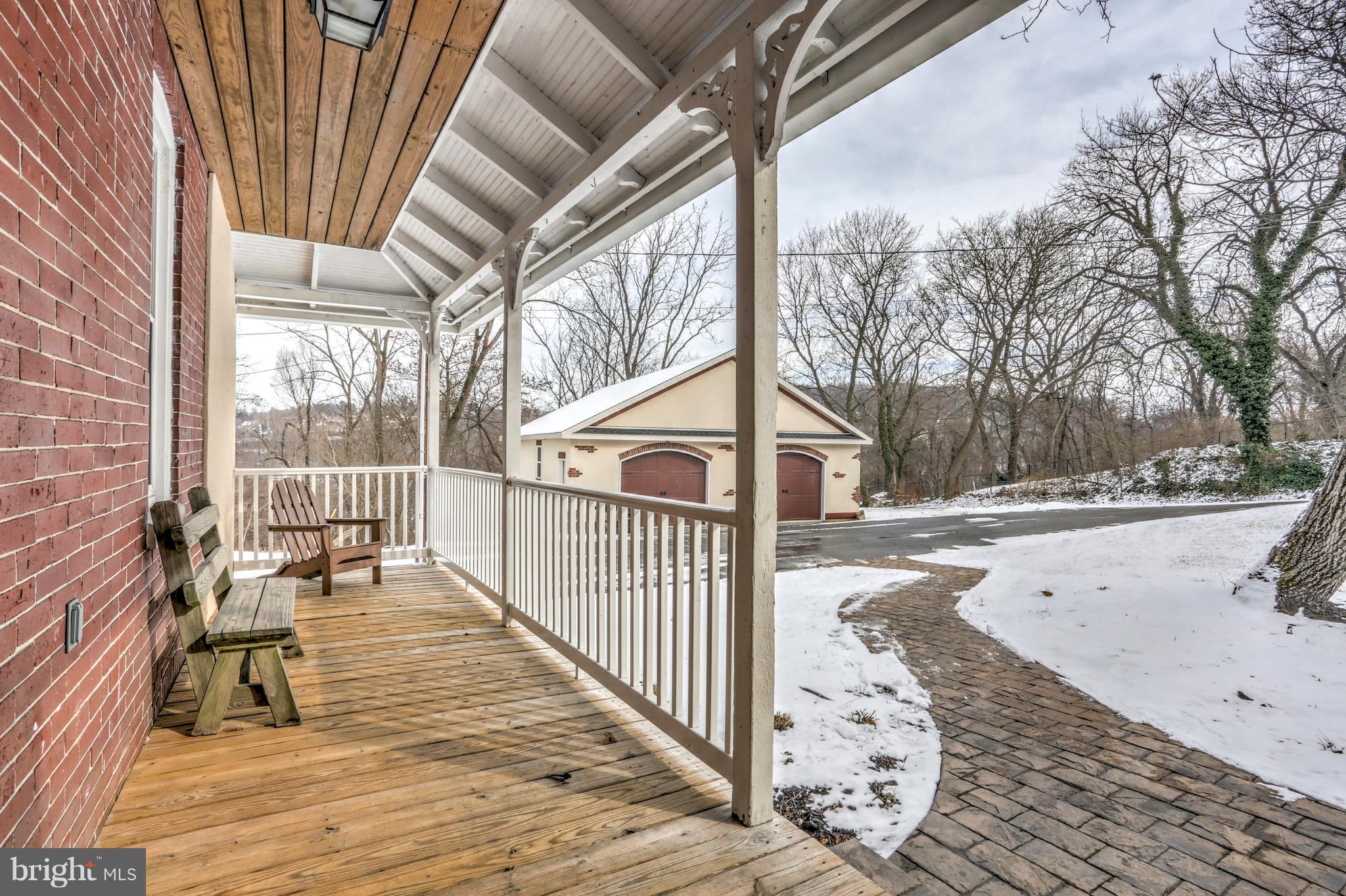 1501 Starcross Road York, PA 17403 - Photo 4 of 59 Gallery Image 4