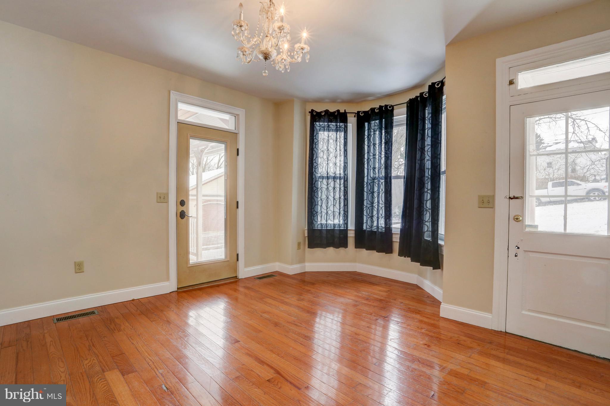 1501 Starcross Road York, PA 17403 - Photo 10 of 59 Gallery Image 10